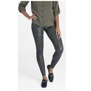 SPANX Faux Leather Camo Green Leggings S/P